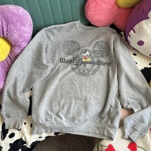 Vintage Disney World Crewneck Sweatshirt